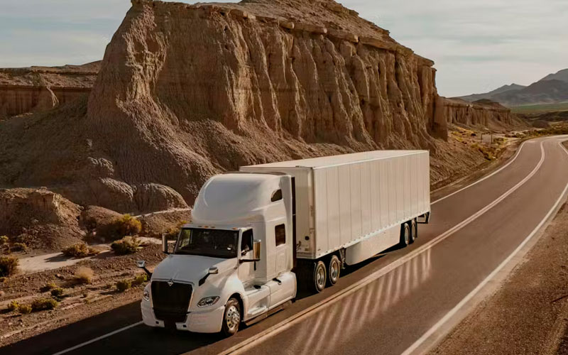 International (Navistar) LT Series International (Navistar) LT Series - image 4 of 4